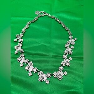 Elegant Silver Geometric Necklace